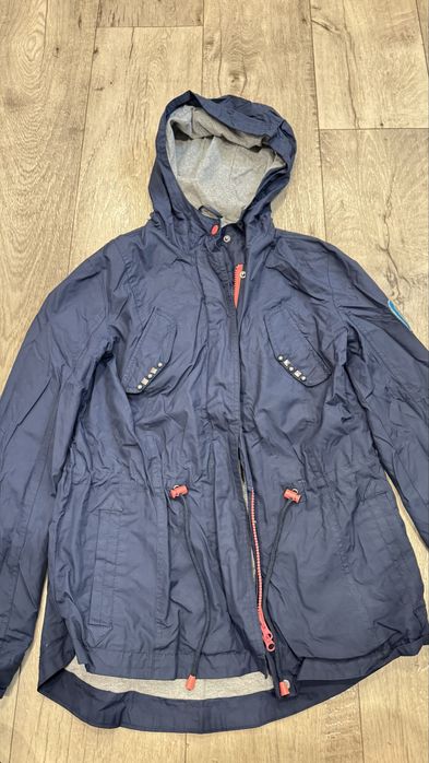 Продам куртки и прочее по приемлимой уцене