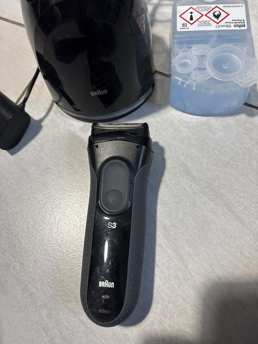 Aparat de ras braun s3