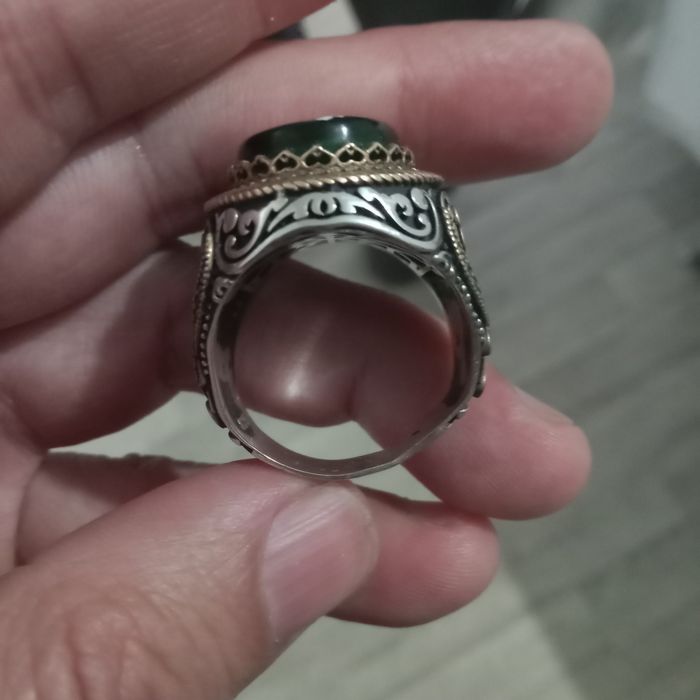 Серебряный кольцо. Улкен размер.