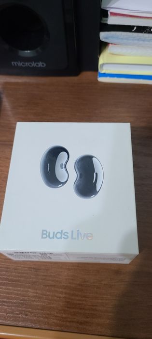 Samsung galaxsy  Buds live