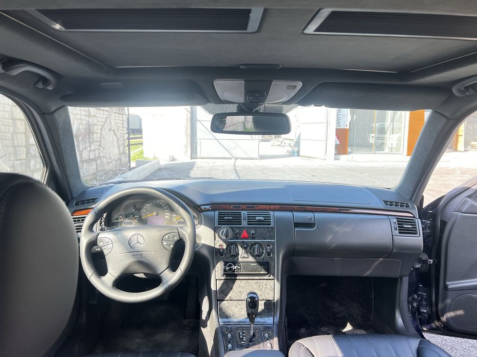 W210 restayling sotilada