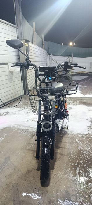 Skuter sotiladi!