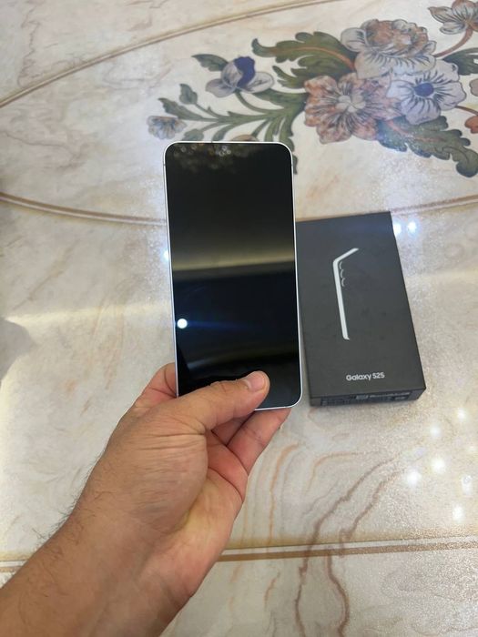 Samsung Galaxy S25
