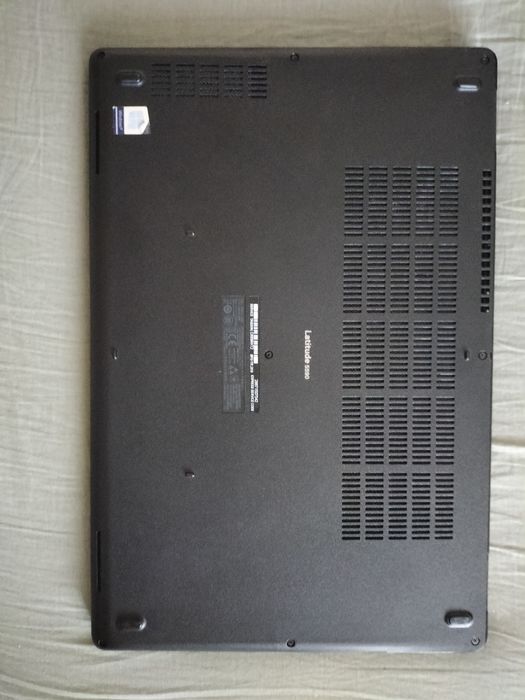 Dell latitude 5590