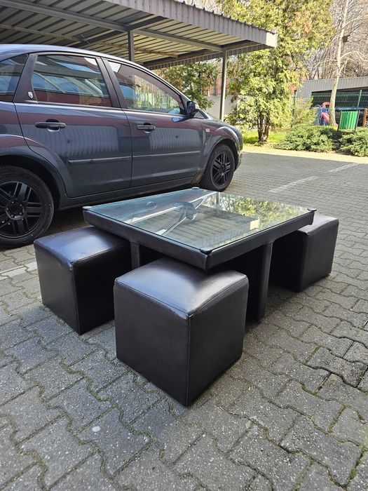 Masă sufragerie cu 4 tabureți