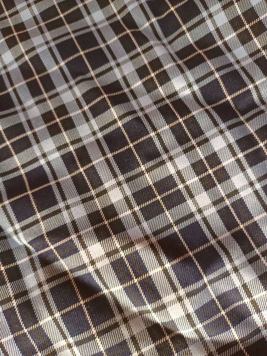 Продам школьную форму на 1кл