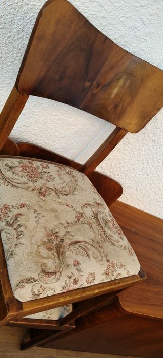 4 bucăți scaun din lemn masiv,vintagi,solide