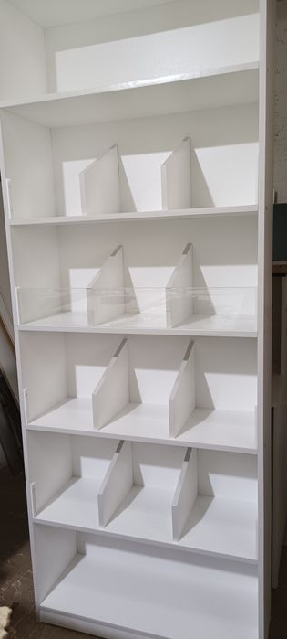 Продам стеллажи разные