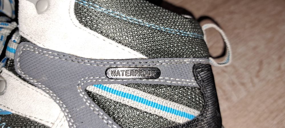 Mountain  Warehouse  Дамски  Туристически  Обувки 39