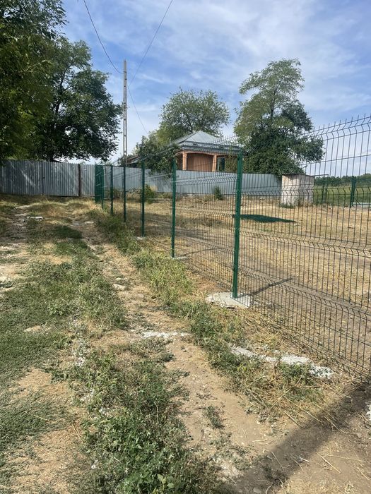 Construim garduri la comanda clientului