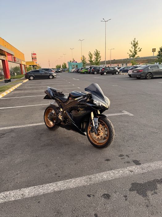 Vand schimb Yamaha r1 2005