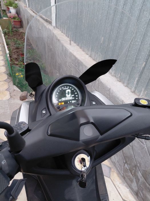 Макси скутер  Nmax zrx 200