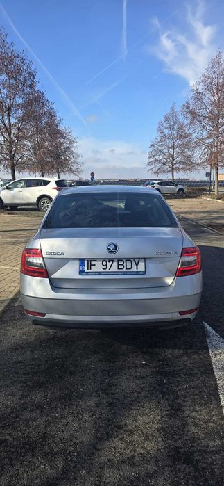 Vand Skoda Octavia Foarte bine INTRETINUTA !