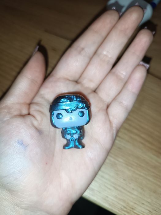 продам фигурки "stranger things"