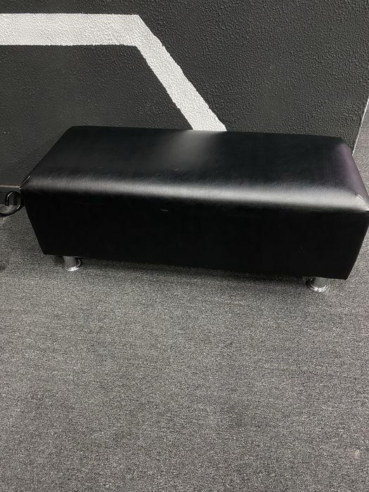 Офисная мебель кожаный пуфик