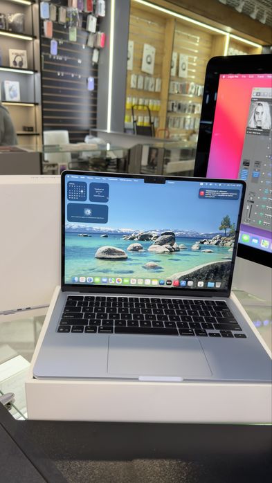 MacBook Air 13 M4 16/256GB SkyBllue