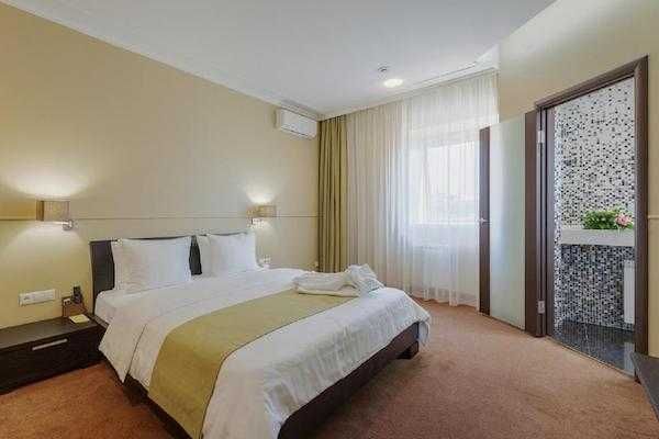 ЦЕНТР. Гостиница без ЗАГСа.