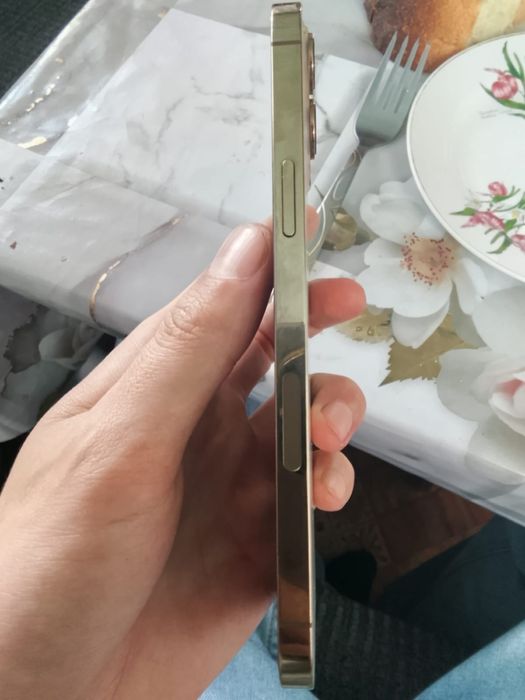 Айфон 12 про макс