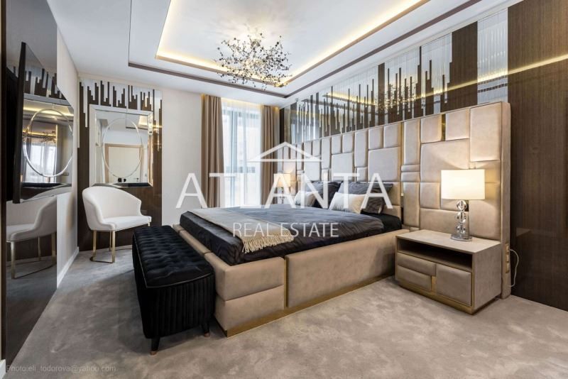 Продава се Тристаен апартамент в к.к. Св.Св. Константин и Елена - 217 кв.м за 2816 €/кв.м - Снимка #5