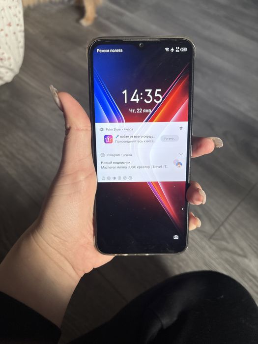 Продам телефон infinix