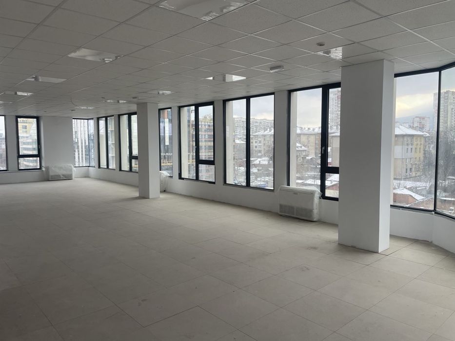 Дава се под наем Офис в София, Център - 335 кв.м за 4343.67 € - Снимка #8