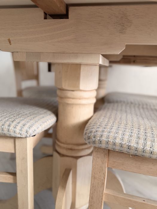 Продам стол и стулья