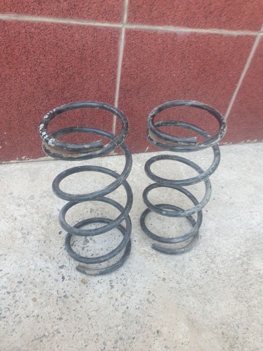 Пружины задние Субару легаси