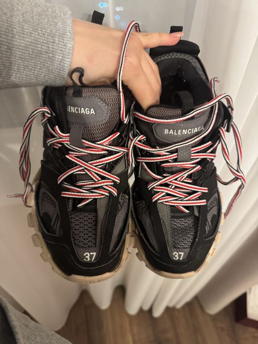 BALENCIAGA оригинални!