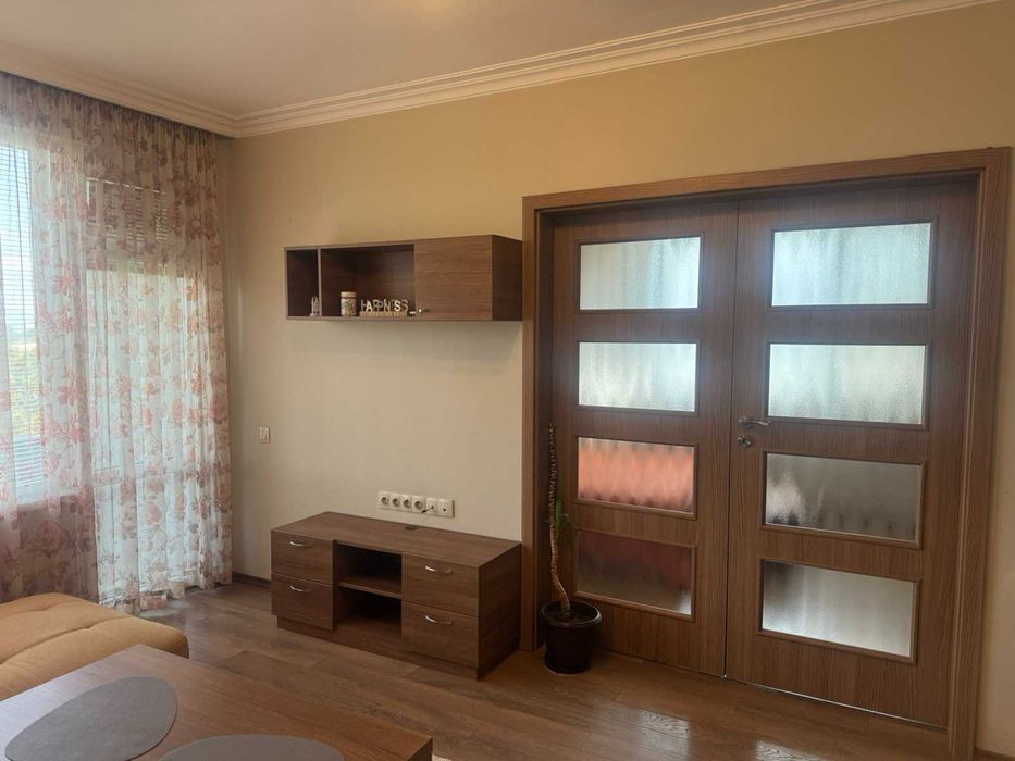 Дава се под наем Двустаен апартамент в София, Гео Милев - 68 кв.м за 550 € - Снимка #1