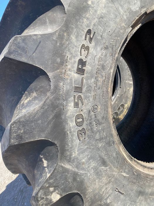 Cauciuc Anvelope 30.5 LR 32