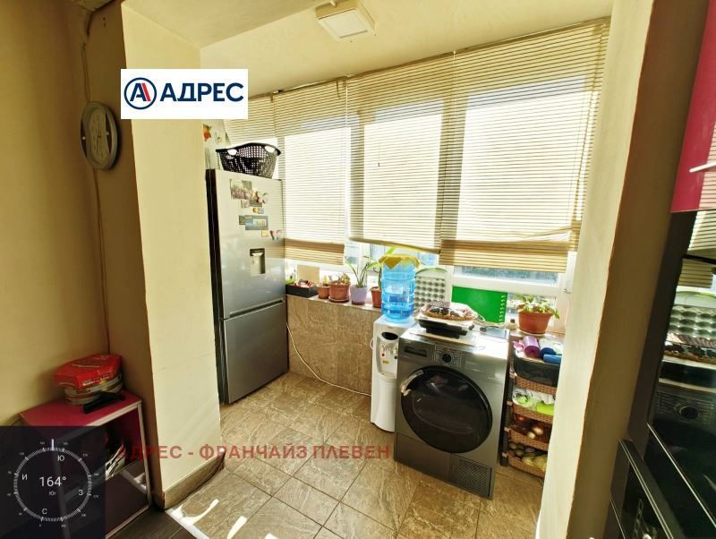 Продава се Многостаен апартамент в Плевен, 9-ти квартал - 120 кв.м за 2125 €/кв.м - Снимка #3