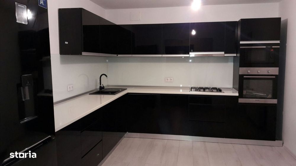 Casa premium cu piscina, panouri solare si teren de 520 mp – Giarmata