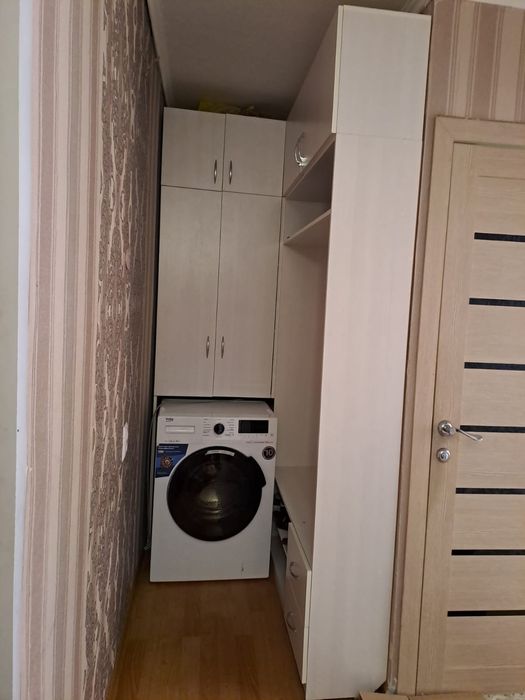 Прихожка +шифонер 2в одном