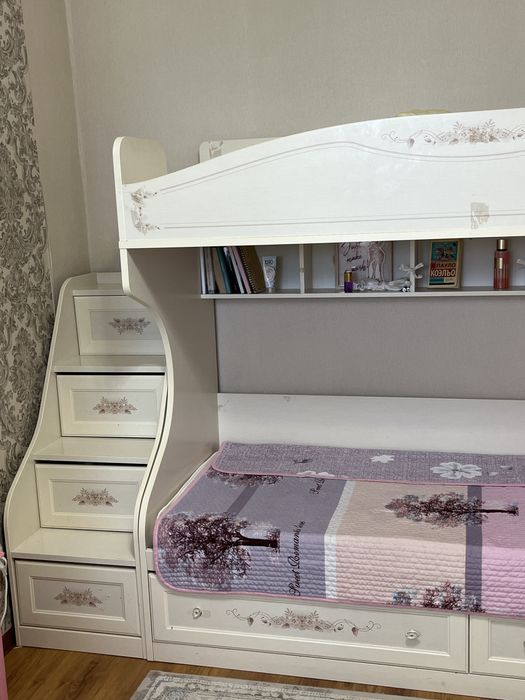 Продам Детскую мебель