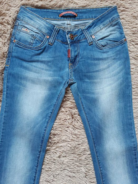 Продам  Джинсовые брюки