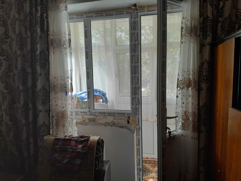 Ap . 3 camere - strada vasile parvan