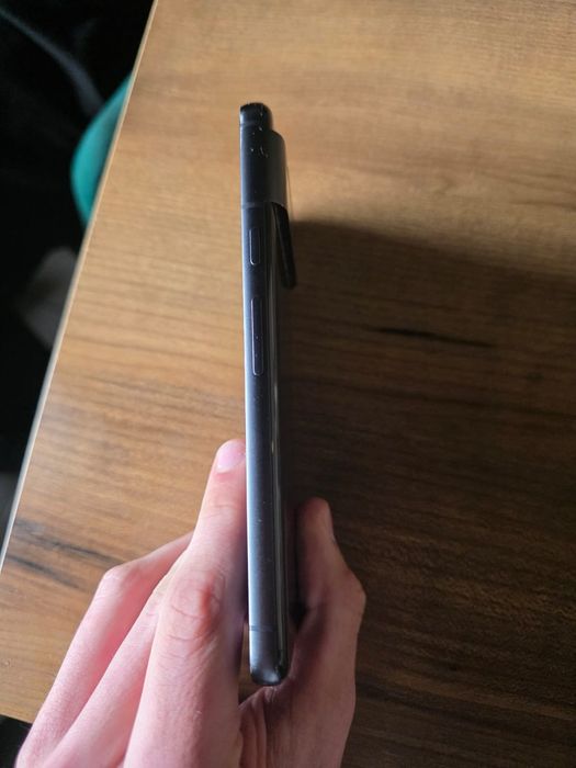 Google Pixel 8, se vinde
