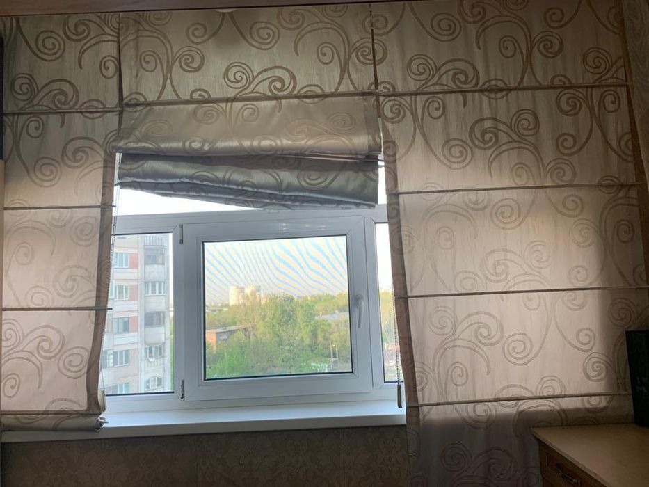 Продам комплект шторы и тюль