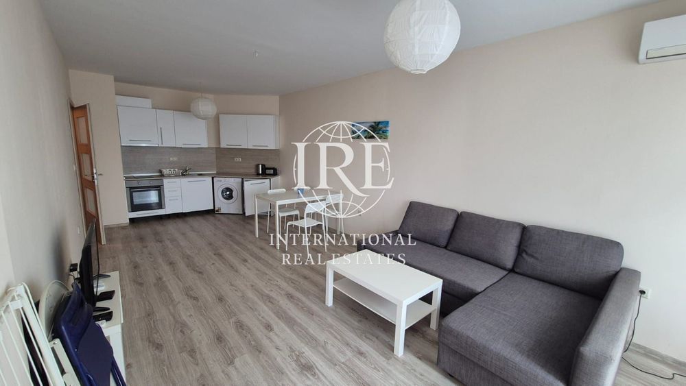 Продава се Двустаен апартамент в Варна, Аспарухово - 69 кв.м за 2174 €/кв.м - Снимка #1