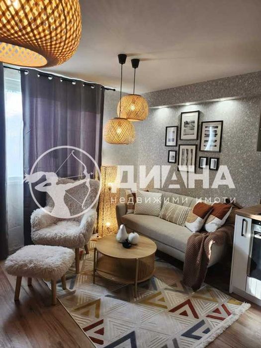 Продава се Тристаен апартамент в Пловдив, Гагарин - 61 кв.м за 2123 €/кв.м - Снимка #2