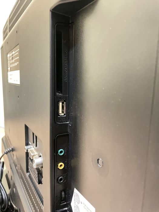 Телевизор Hitachi 26’’ - работещ