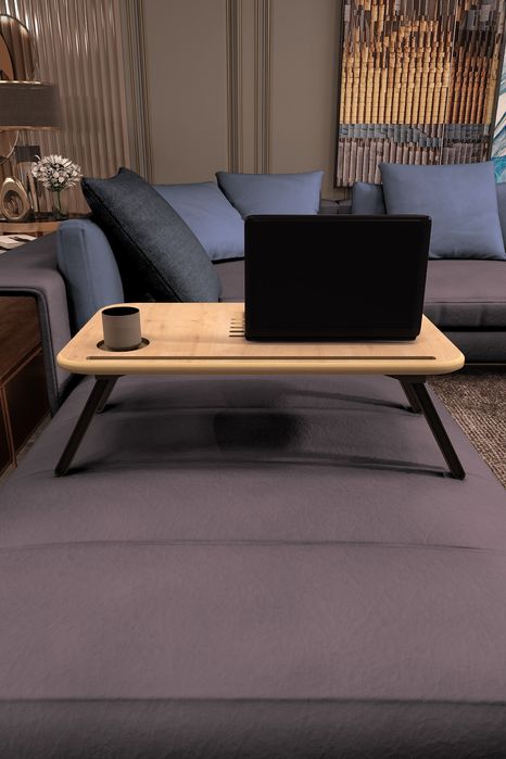 Маса за Лаптоп със сгъваеми крака