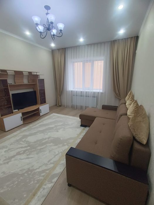 2 комн, район площади М.Маметова