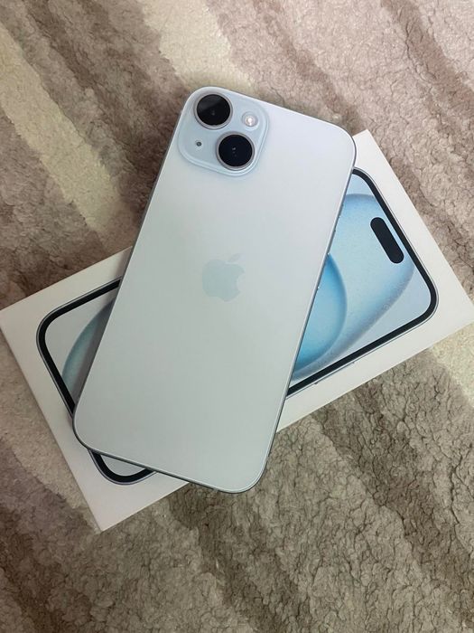 Продавам iPhone 15