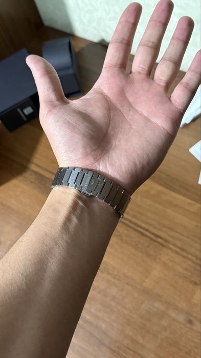 Продаю срочно оригинальные часы TISSOT PRX