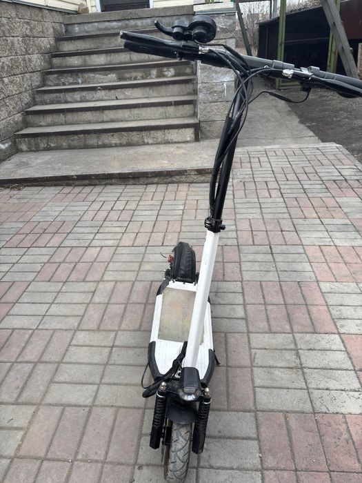 Продам Электросамокат