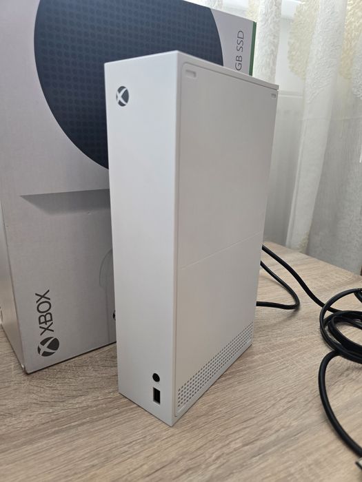Xbox series s, în stare foarte bună, full box
