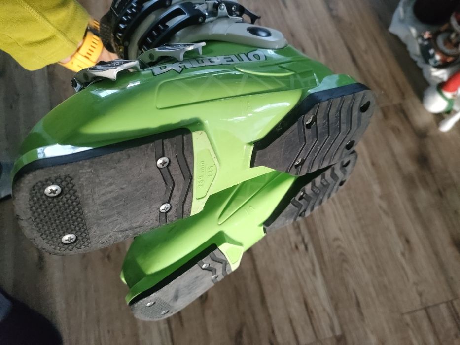 Clăpari Dalbello, mărime EU 35-36 / MP 22,5