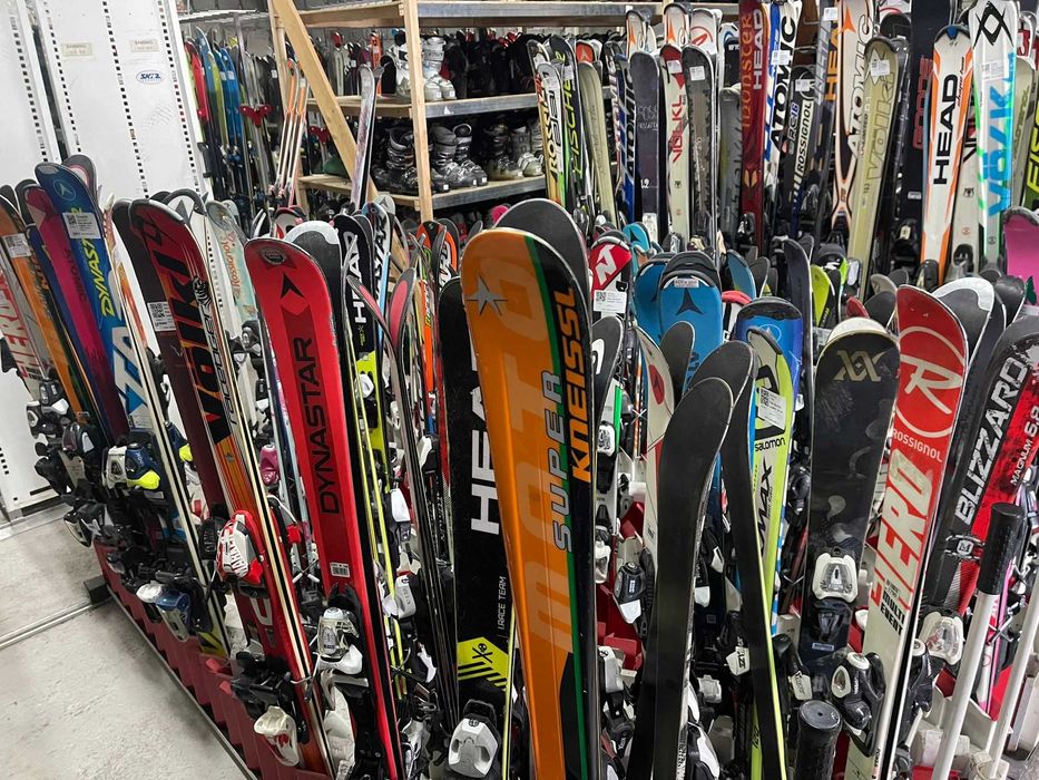 Vand lot schiuri copii en-gros, stare buna, toate marimile