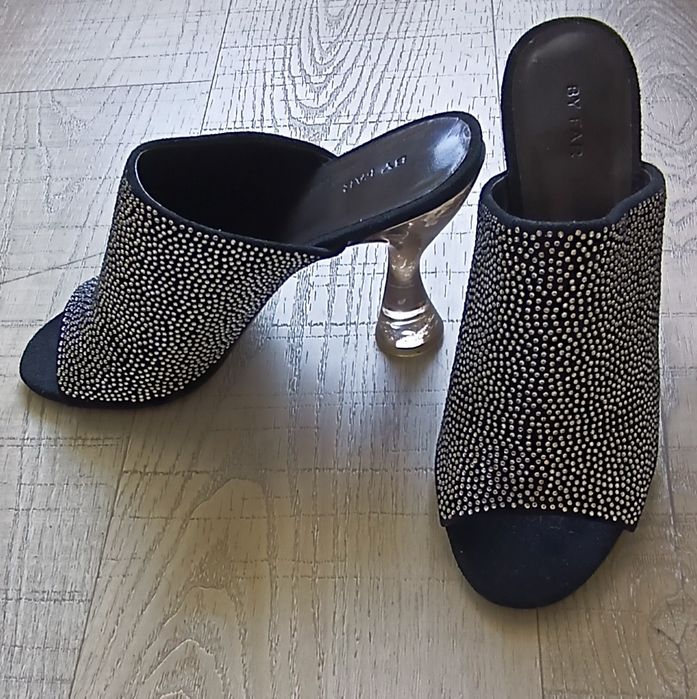 By Far черни сандали от велур с кристали